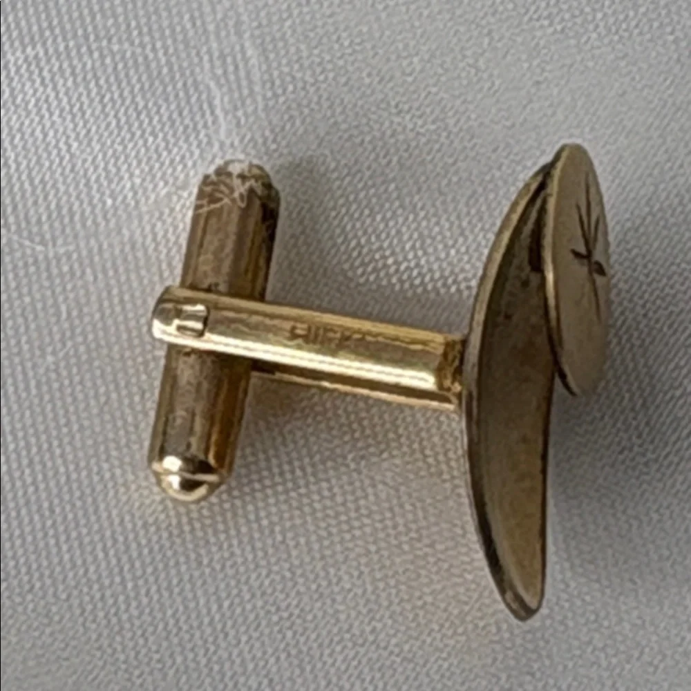 Hickok USA Signed Gold Filled Starburst Cufflinks and Tie Chain Set. Vintage